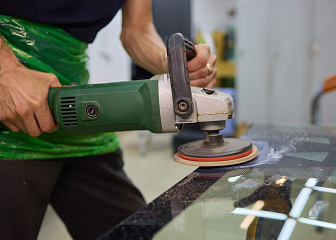 Шлифовщик стекла